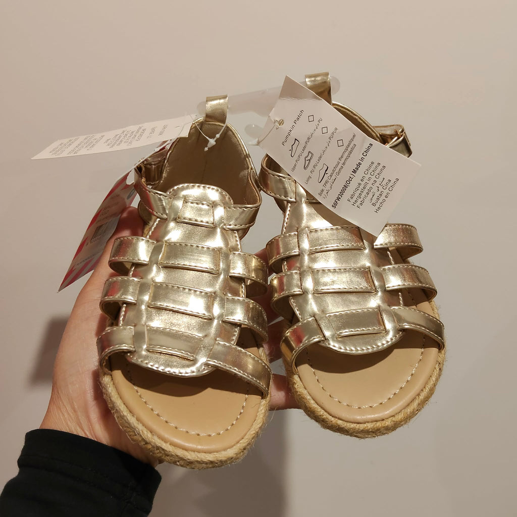 New PUMPKIN PATCH gold sandals size 9 girls