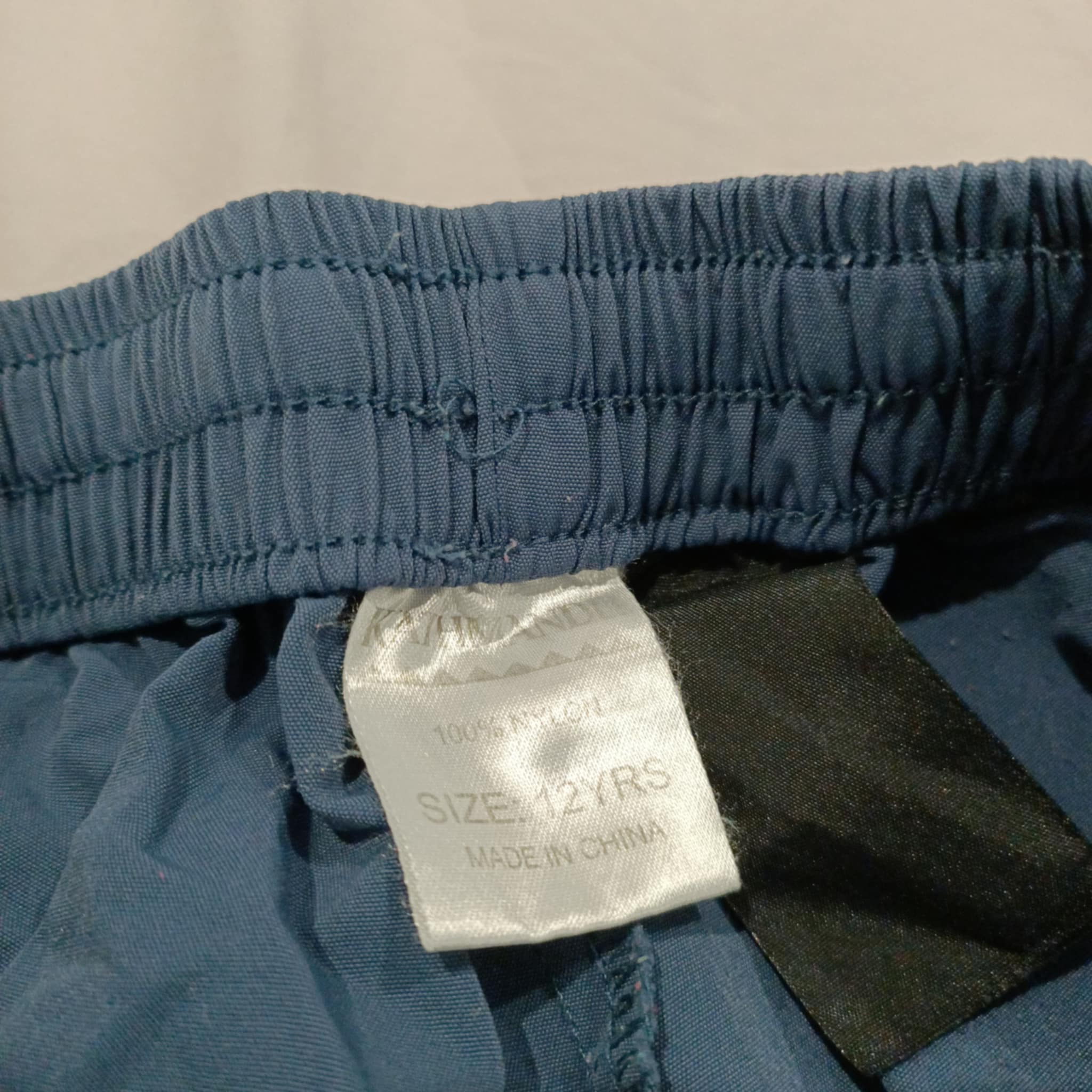 KATHMANDU shorts size 12 boys blue