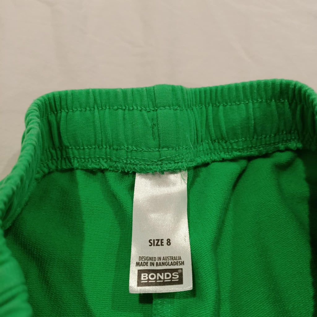 BONDS shorts size 8 boys green