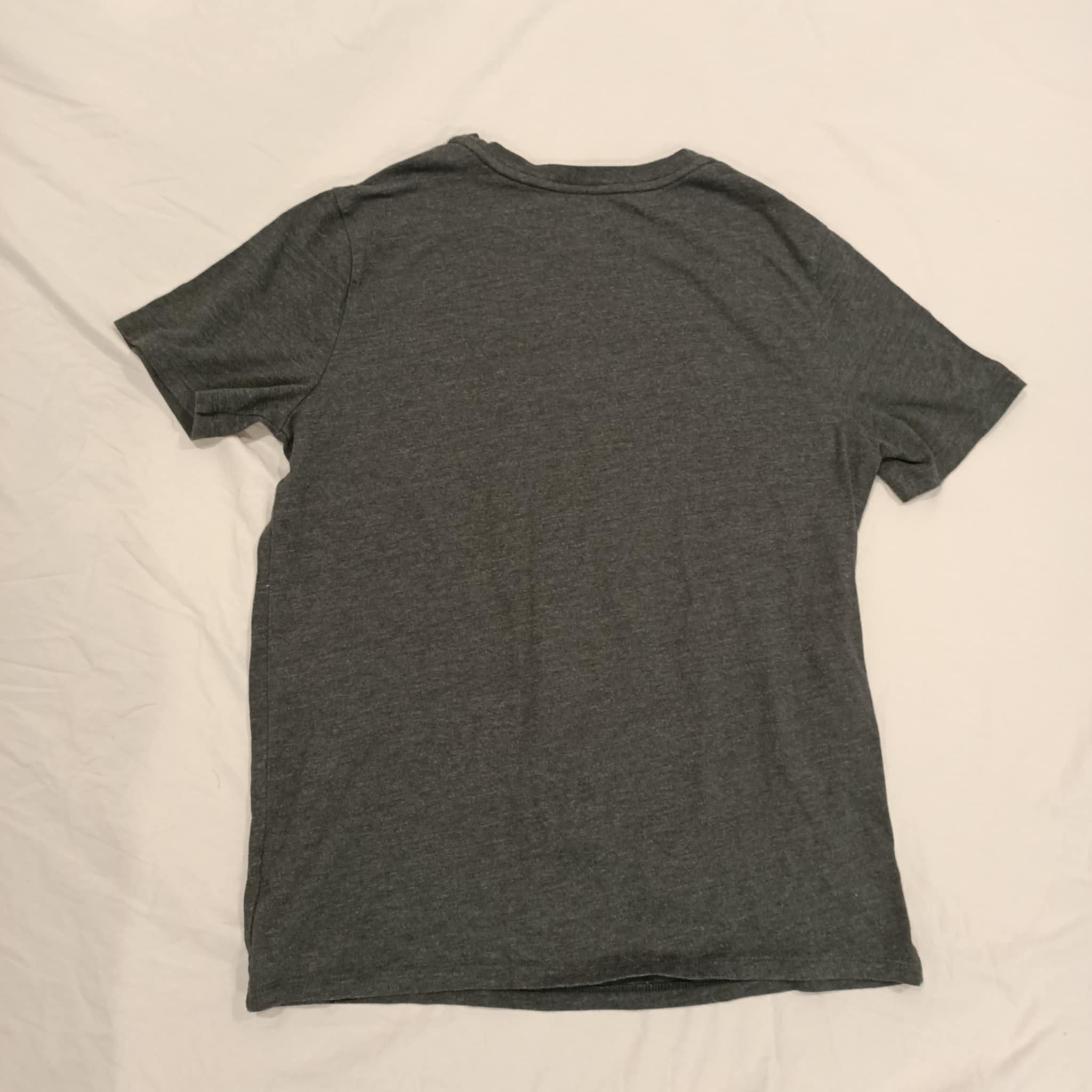 CAT & JACK tee size 14 boys short sleeve Shark