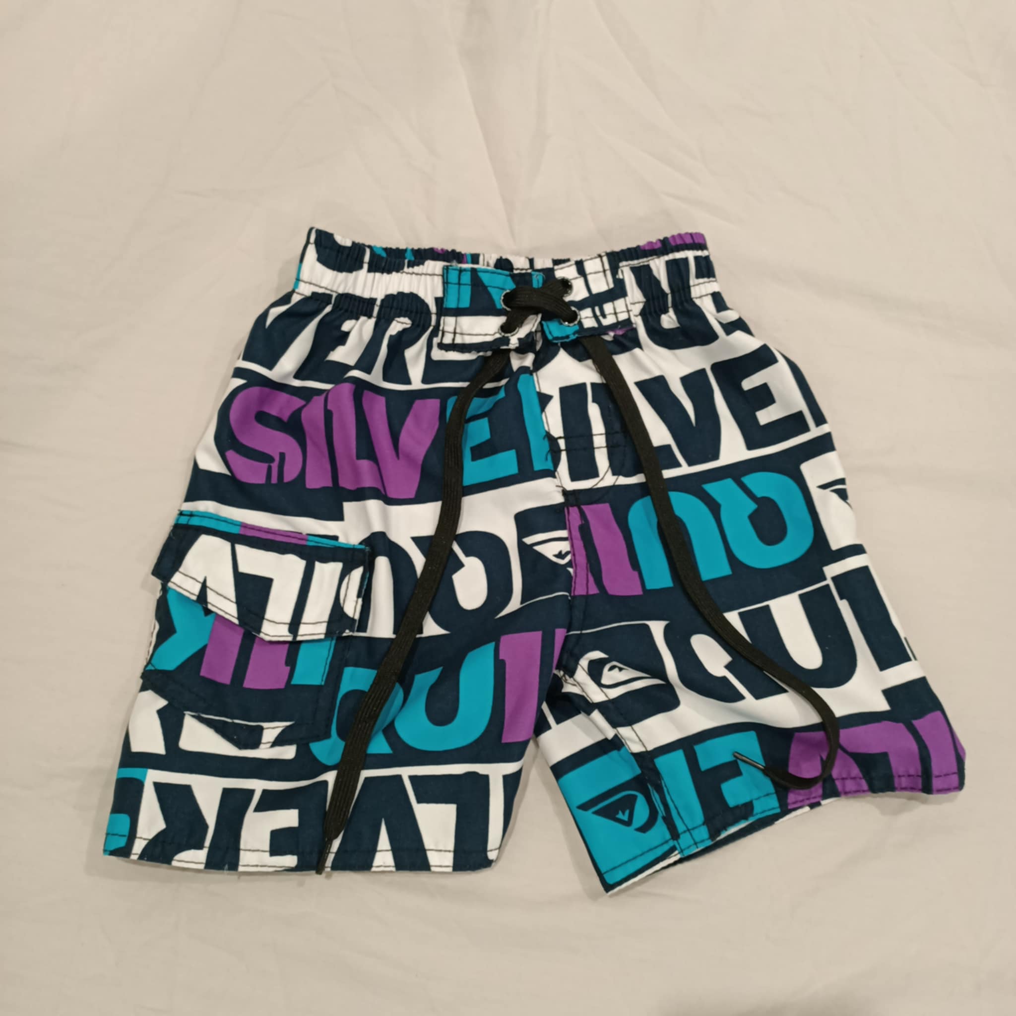 QUIKSILVER shorts size 2 boys