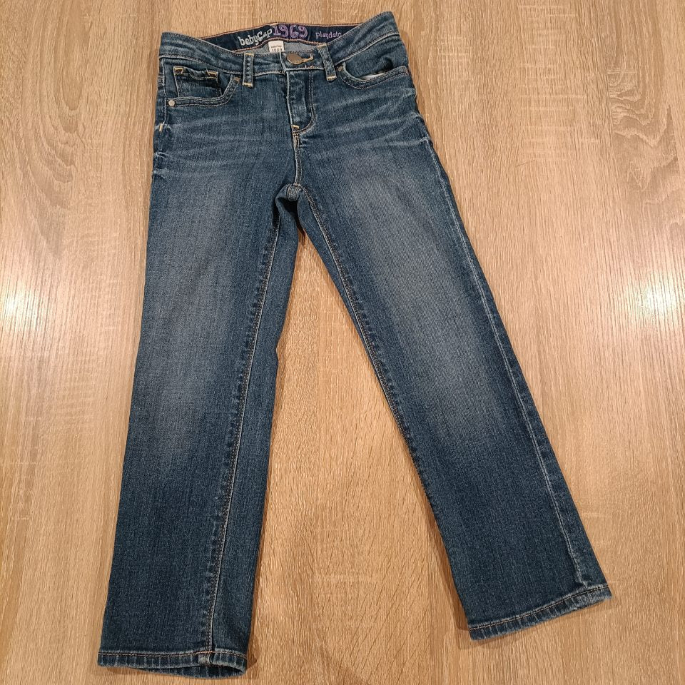 GAP jeans size 5yrs girl (playdate straight)