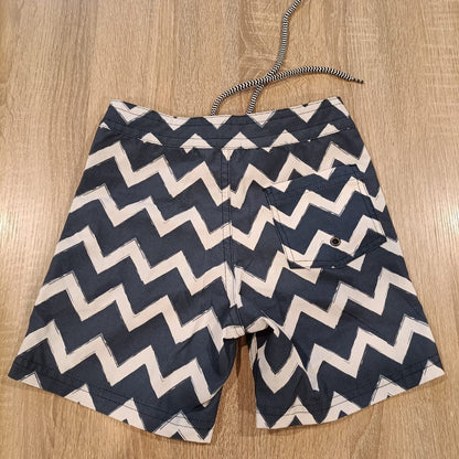 BEACH WORKS NZ shorts size 4 boys Surf Club