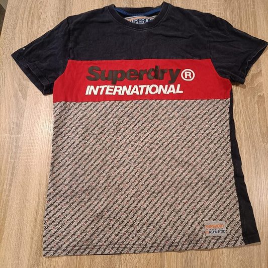 SUPERDRY tee size L men short sleeve International logo