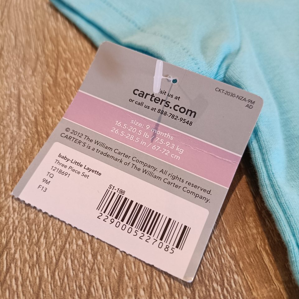 *NEW Carter's baby bodysuit size 9m girls blue short sleeve cupcake BNWT