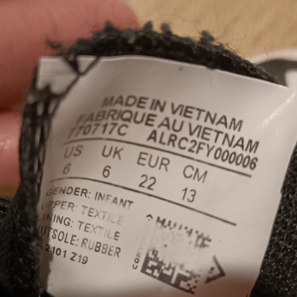 CONVERSE ALL STARS shoes size 6 infant - 13cm (Glow Bug High Top)