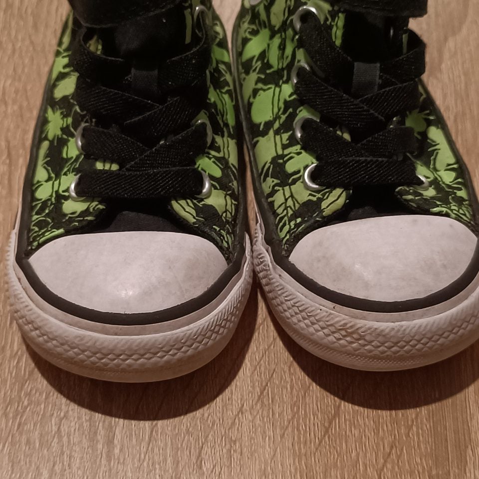 CONVERSE ALL STARS shoes size 6 infant - 13cm (Glow Bug High Top)