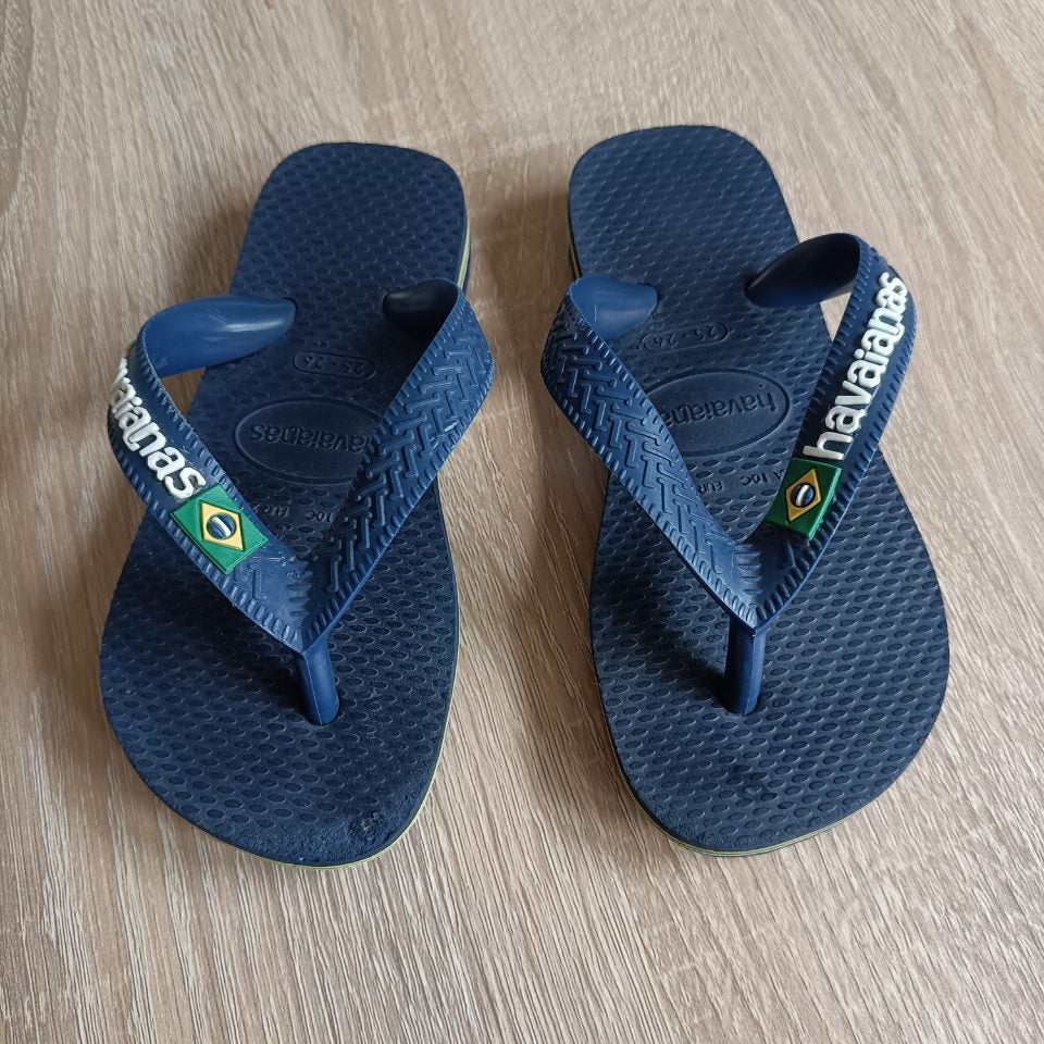 HAVAIANAS slippers kids size 25-26 navy