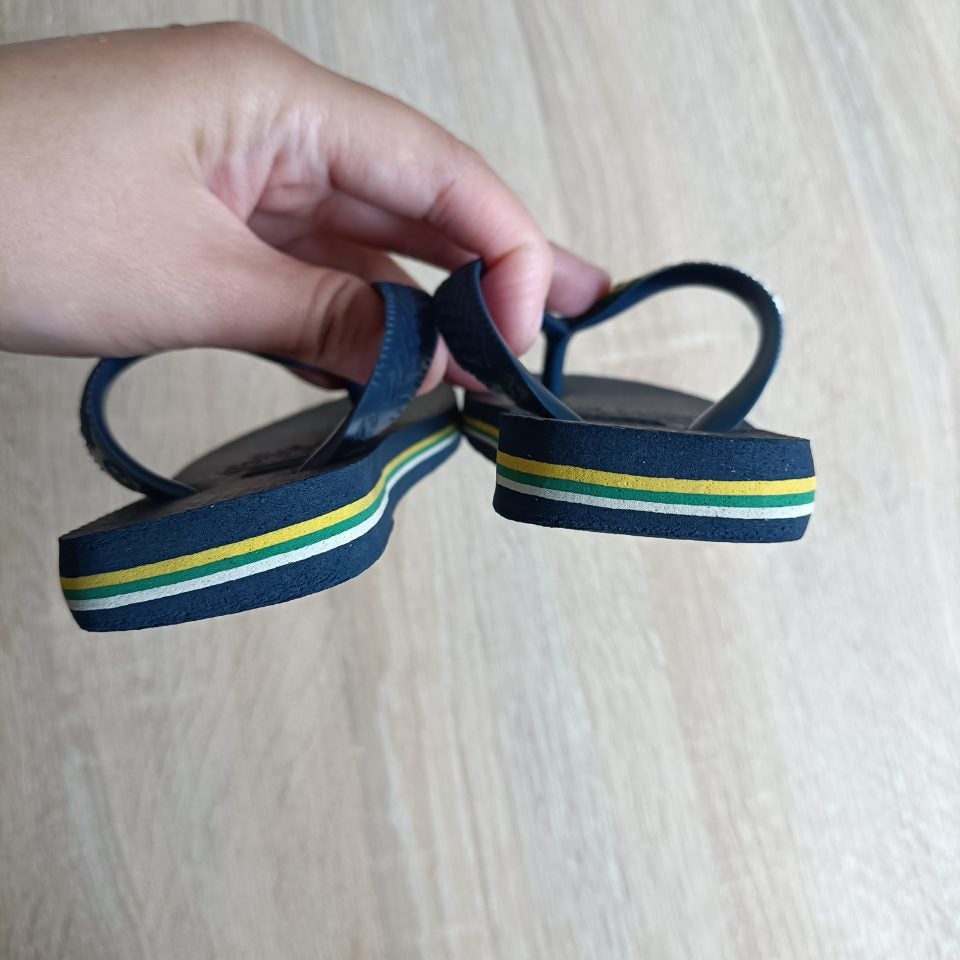 HAVAIANAS slippers kids size 25-26 navy