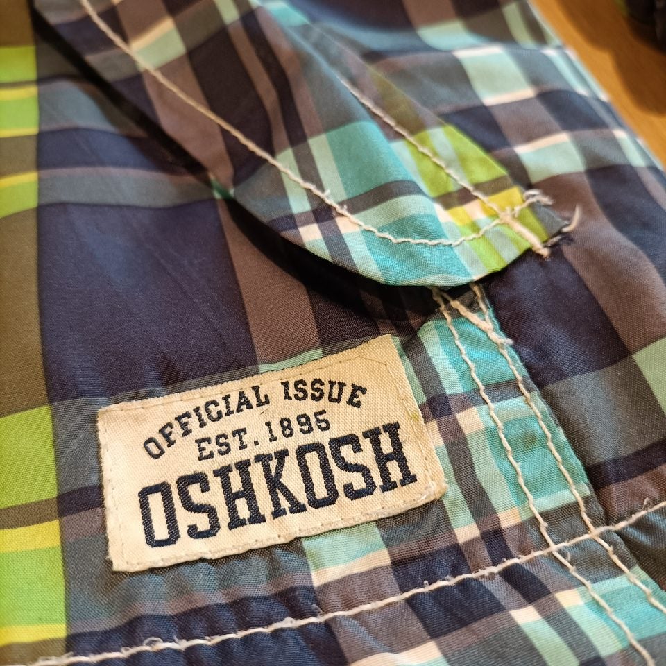 OSHKOSH jacket size 4 boys checkered
