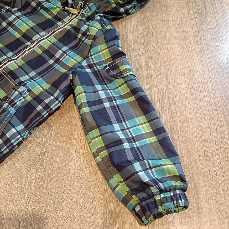 OSHKOSH jacket size 4 boys checkered
