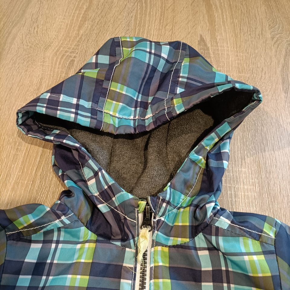 OSHKOSH jacket size 4 boys checkered