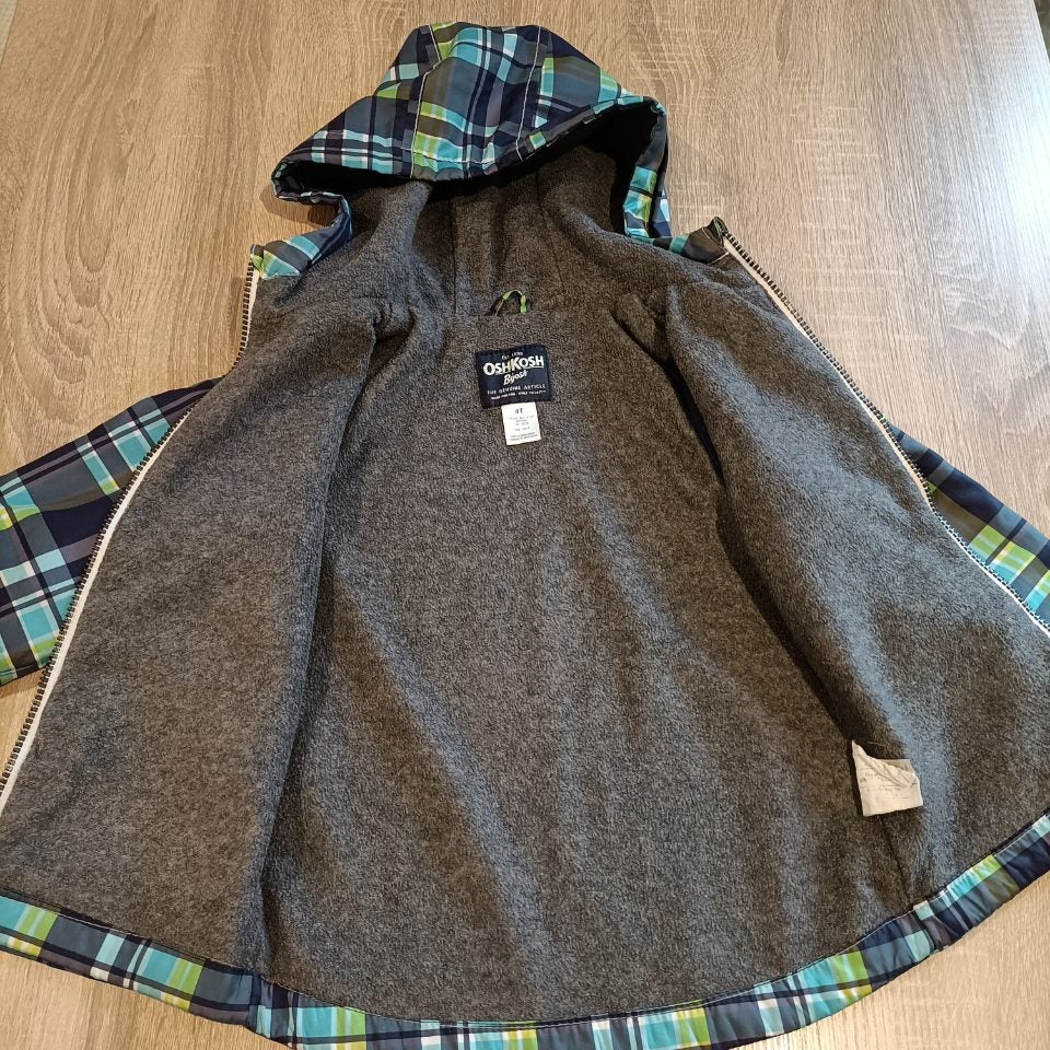 OSHKOSH jacket size 4 boys checkered