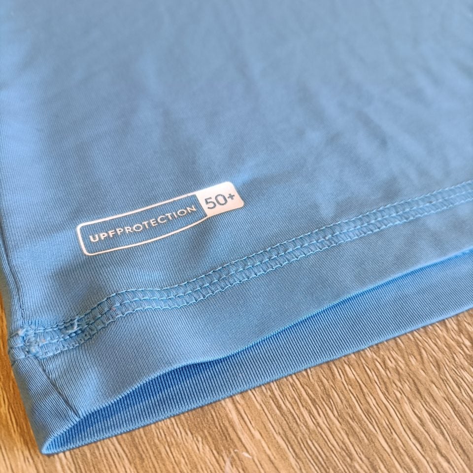 QUIKSILVER swim top size 6 boys long sleeve blue