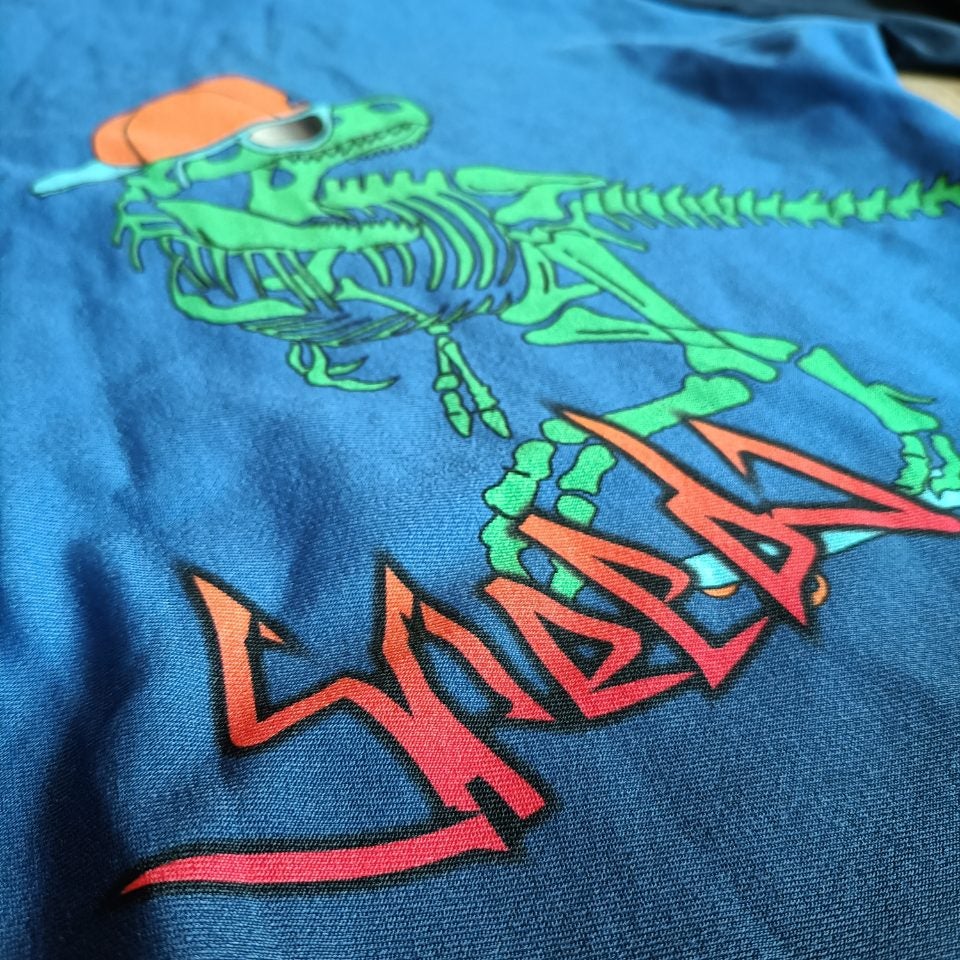 SPEEDO swim top size 6 boys long sleeve