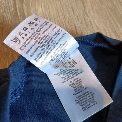 SPEEDO swim top size 6 boys long sleeve