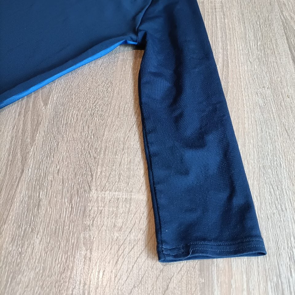 SPEEDO swim top size 6 boys long sleeve