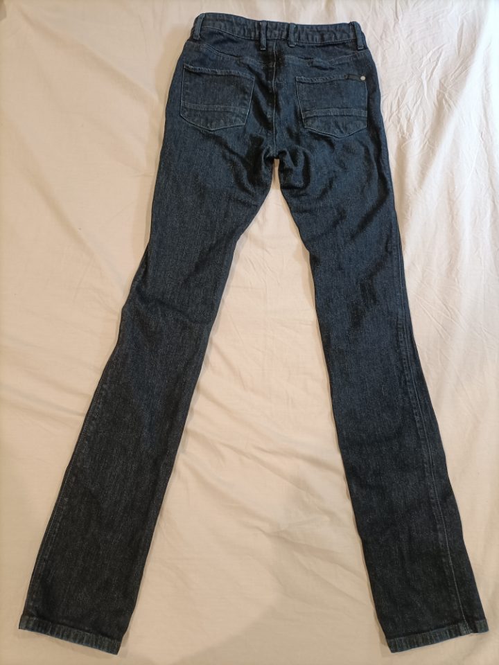 MOOCHI jeans size 10 women dark navy