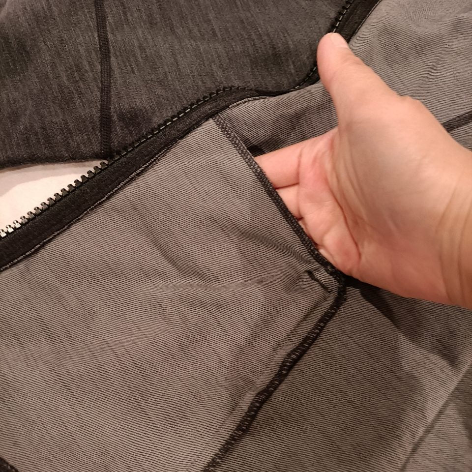 LULULEMON Define Jacket size 12 Lulu (size 16 NZ)