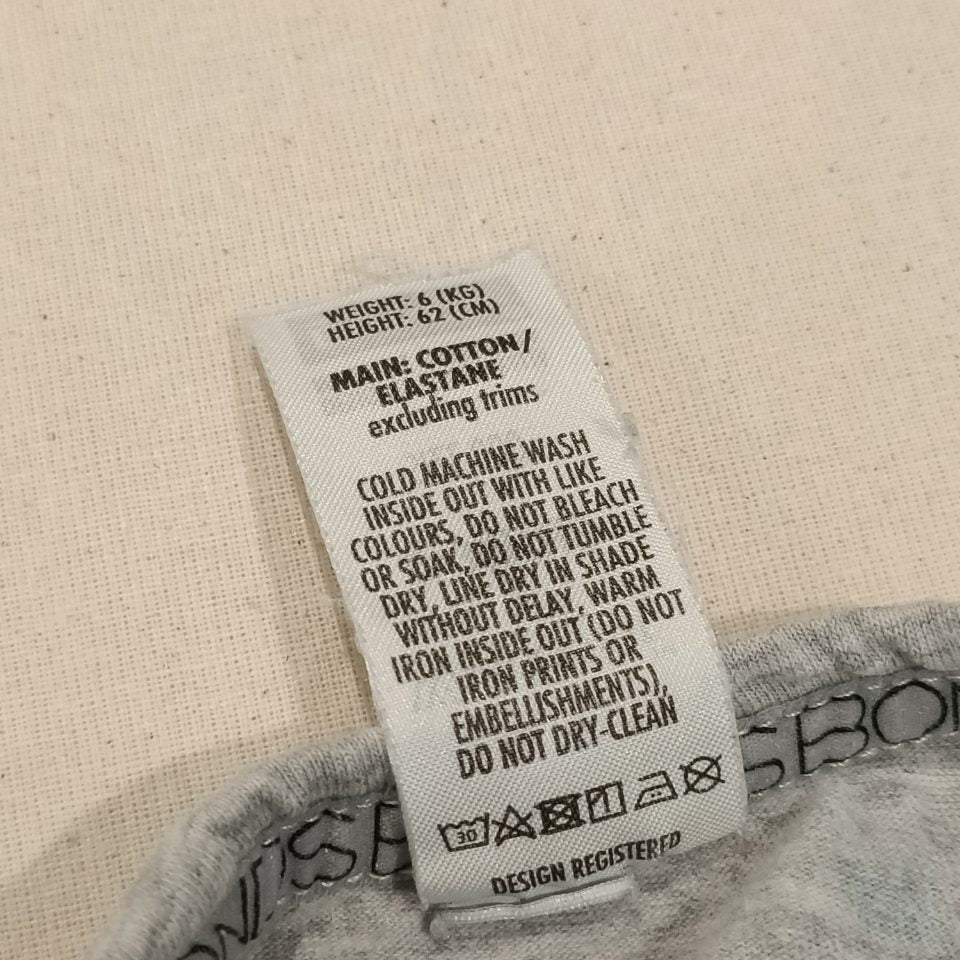 BONDS Wondersuit size 0-3m baby dinosaurs