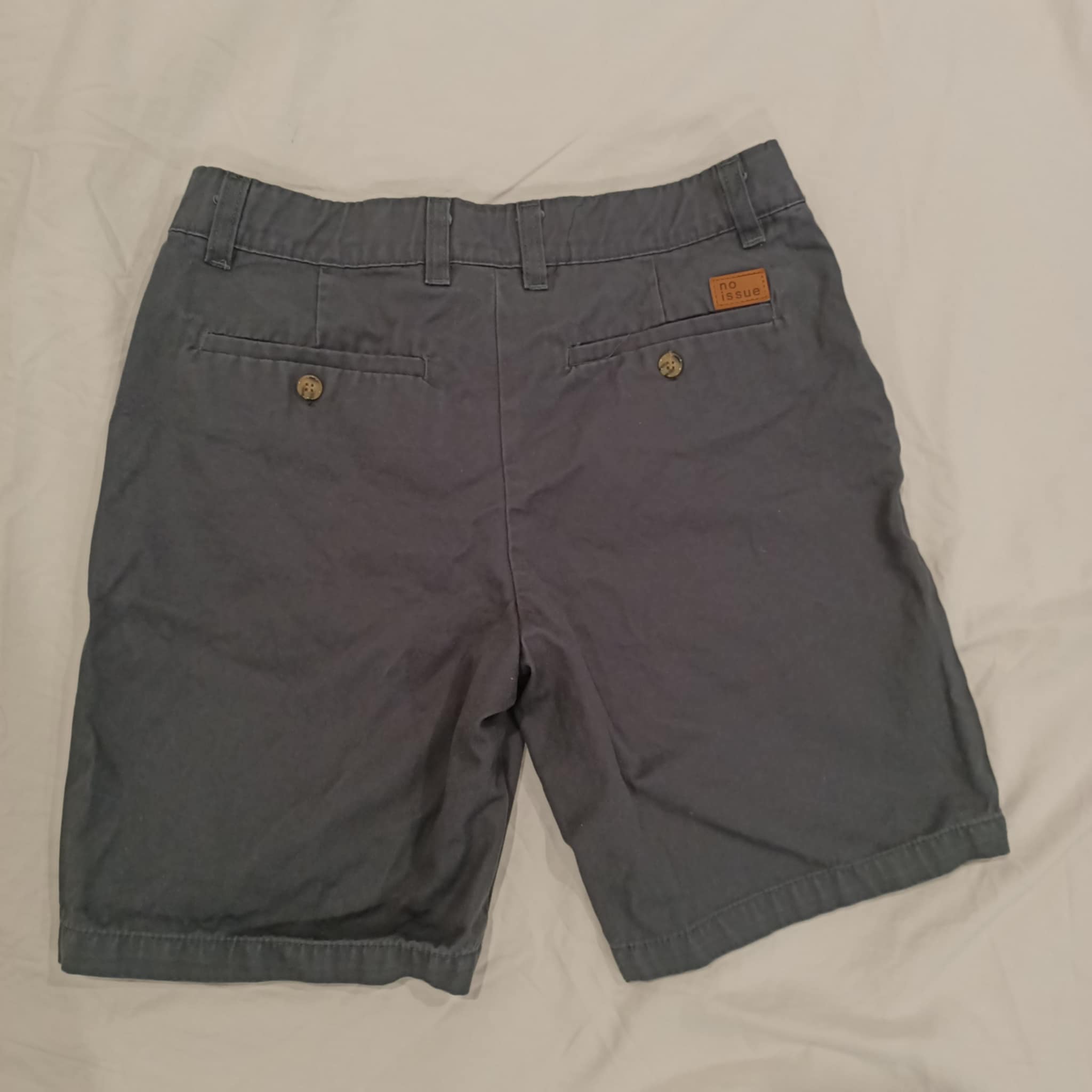 NO ISSUE shorts size 10 boys