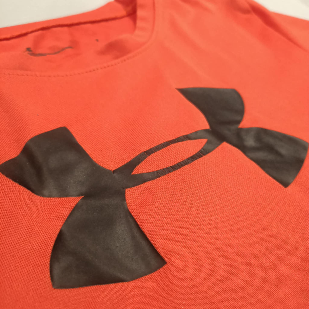 UNDER AMOUR tee size 7 boys short sleeve orange