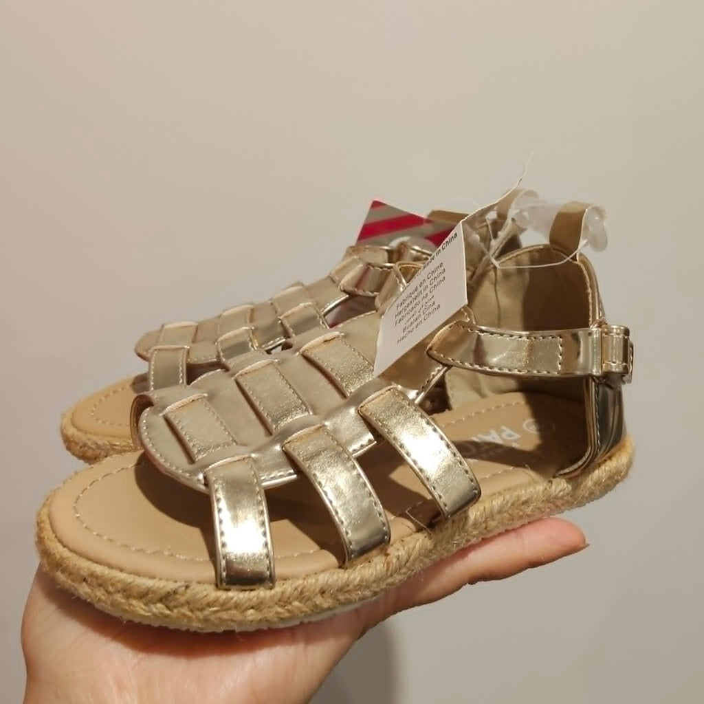 New PUMPKIN PATCH gold sandals size 9 girls