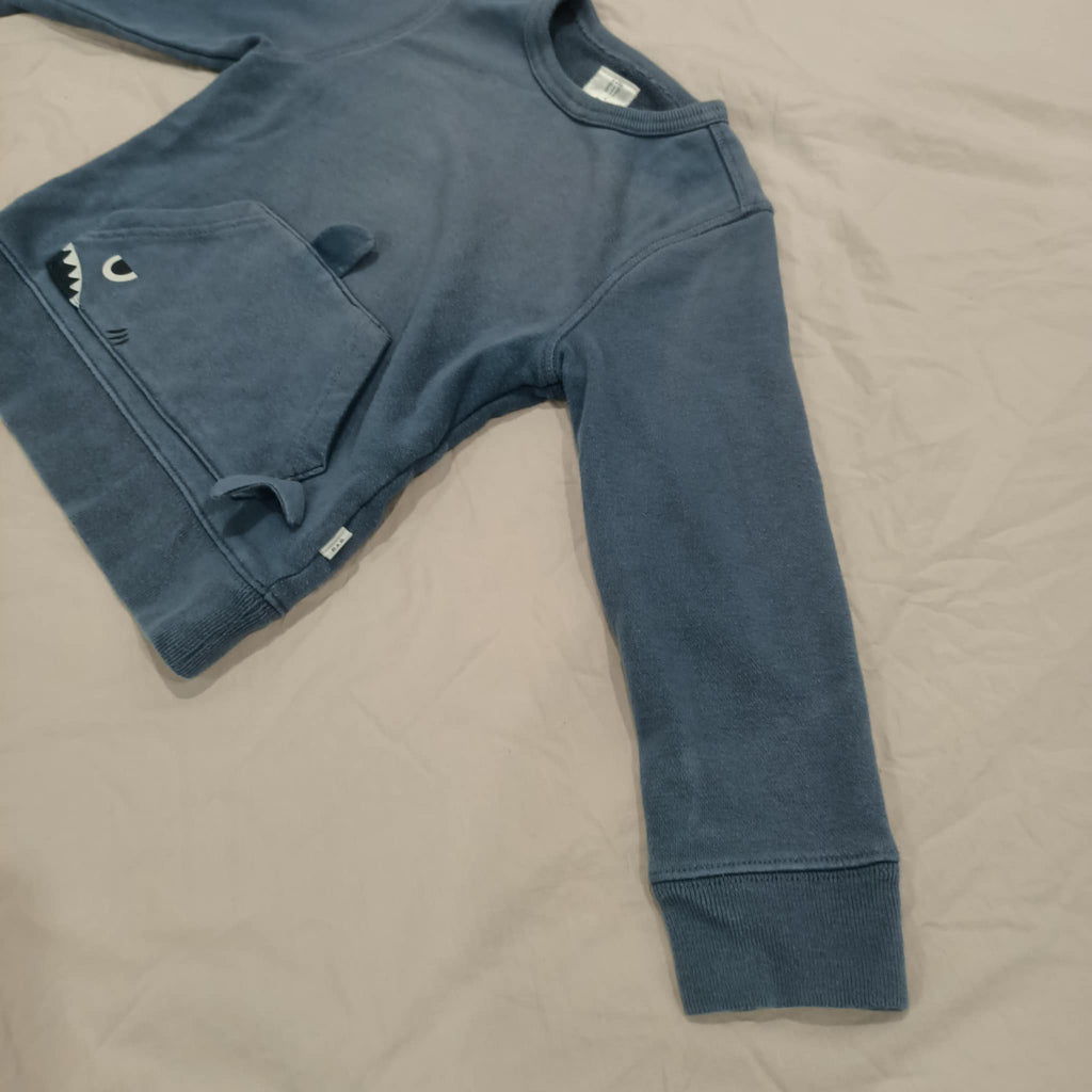 GAP jumper size 5 boys dark blue Shark