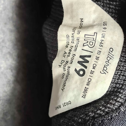 ALL BIRDS black sneakers size 9 Women