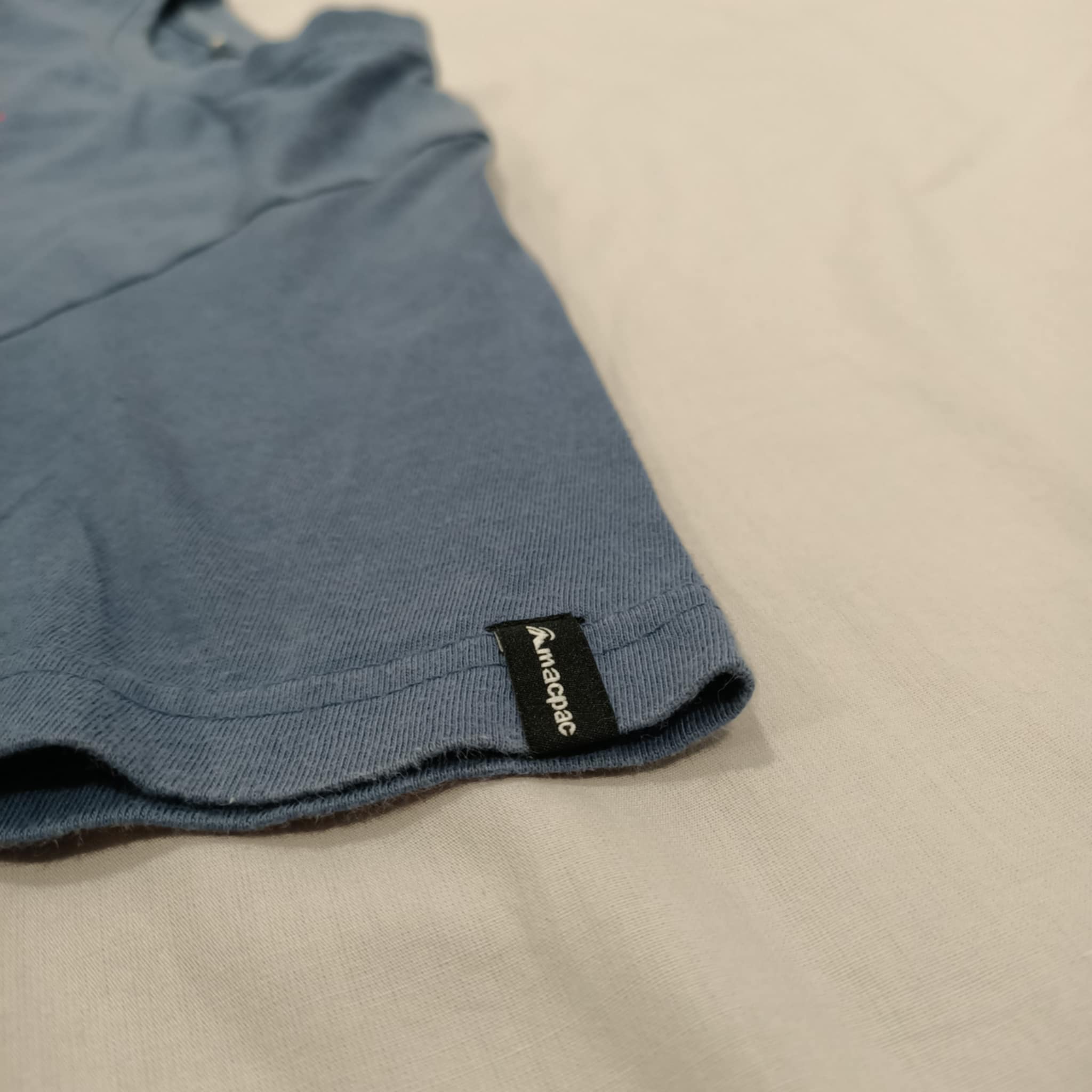 MACPAC tee size 12y unisex short sleeve Abel Tasman