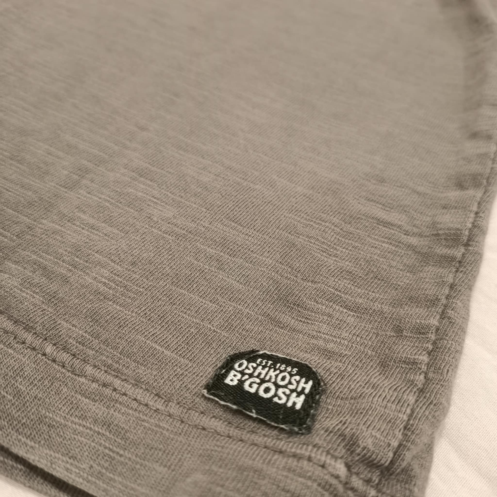 OSHKOSH top size 7-8 boys long sleeve