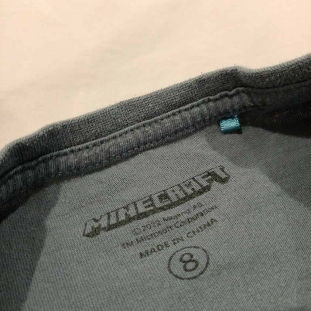 MINECRAFT tee size 8 boys short sleeve