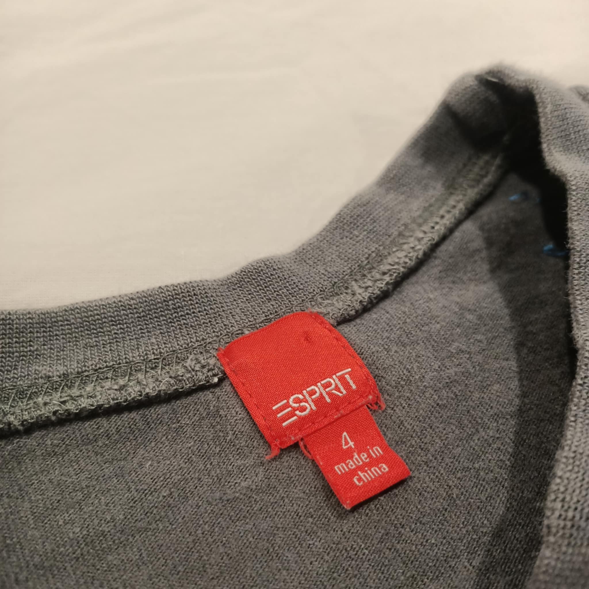 ESPIRIT top size 4 boys long sleeve
