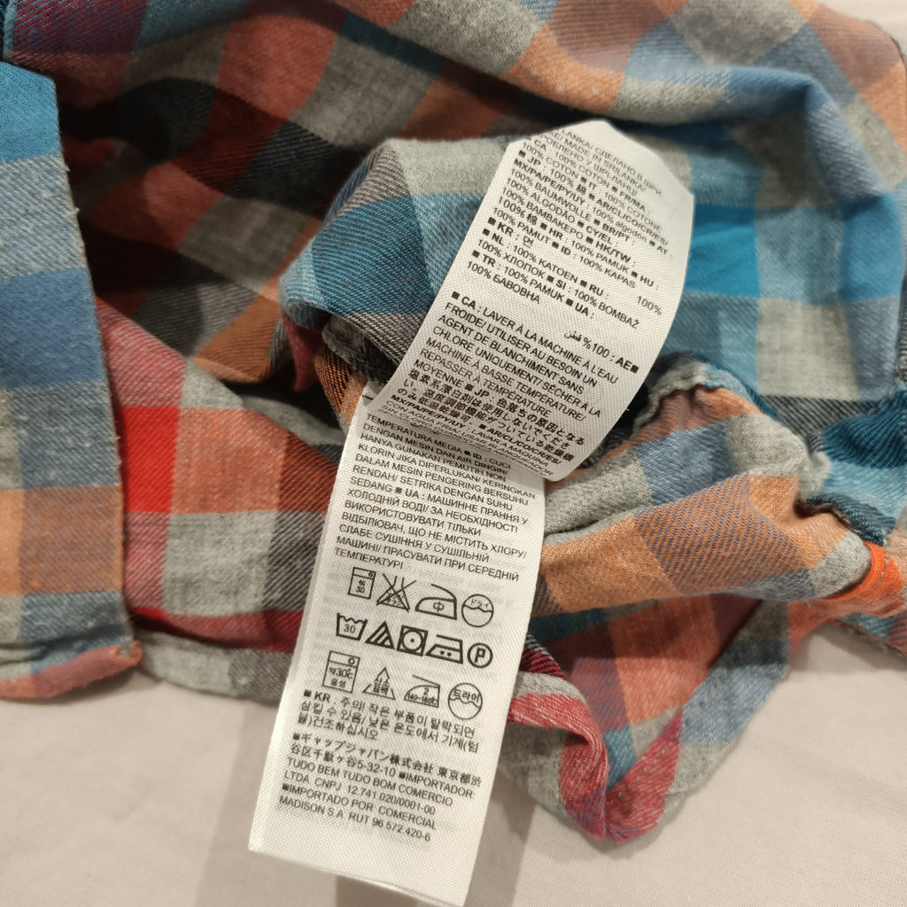 GAP shirt size 6-7y boys long sleeve