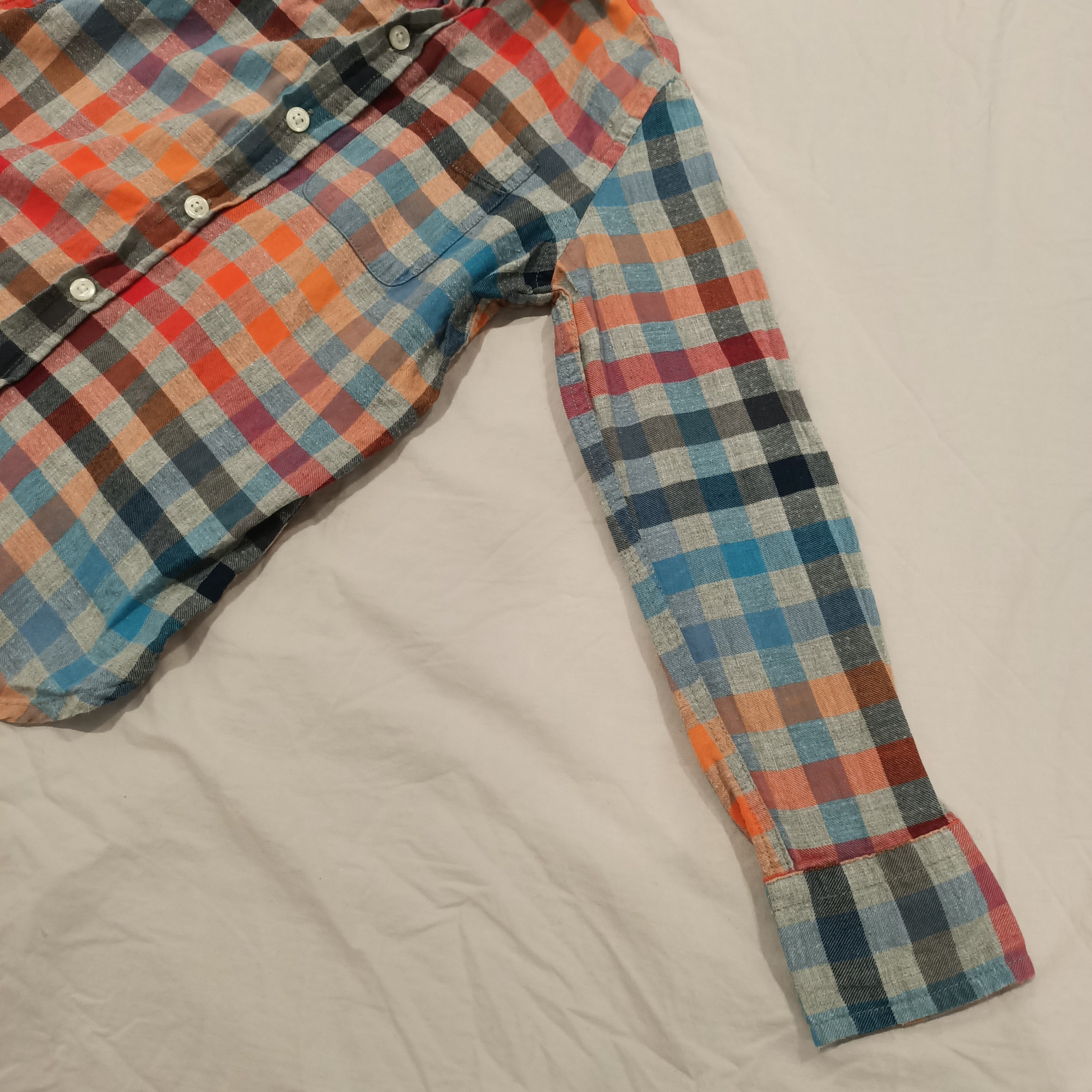 GAP shirt size 6-7y boys long sleeve