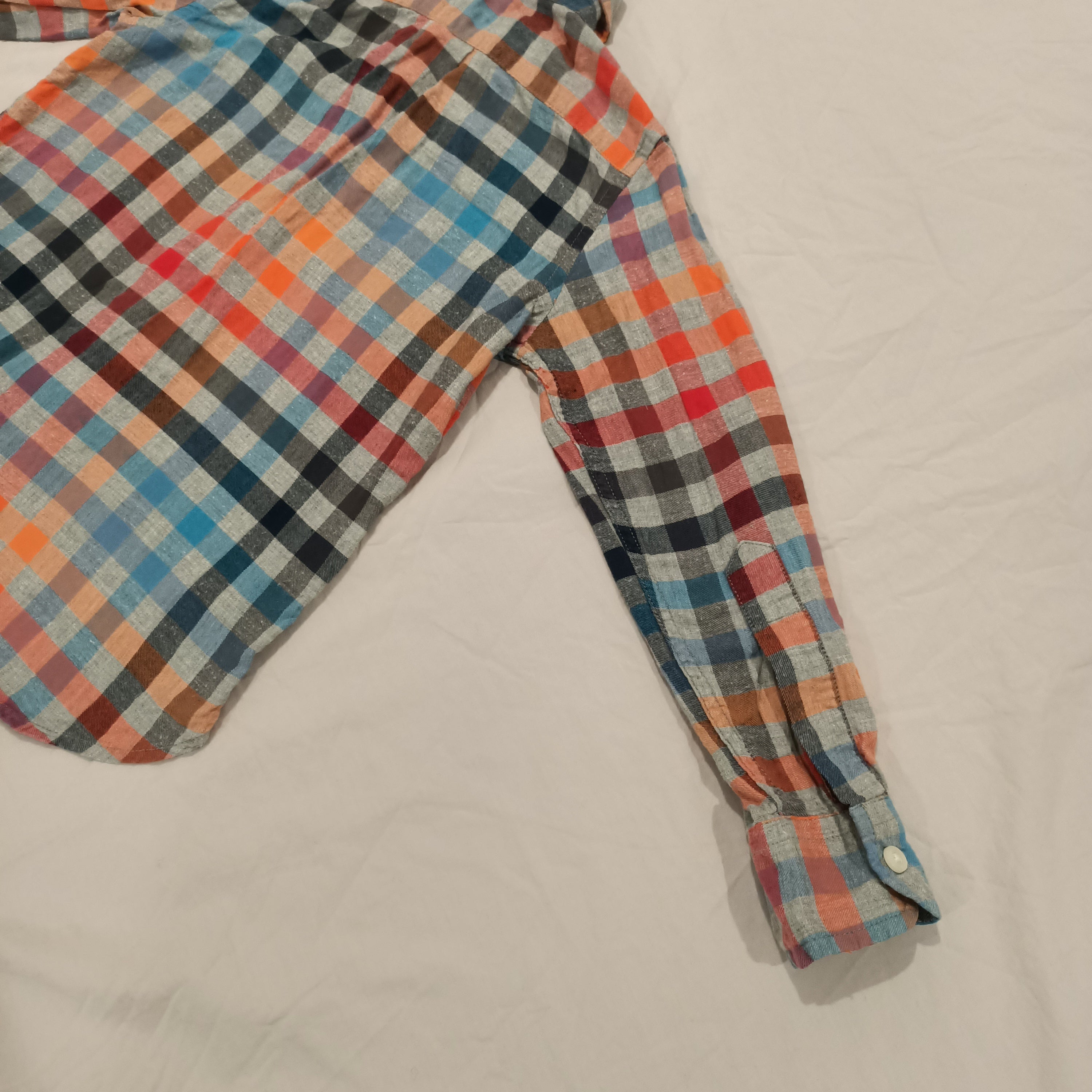 GAP shirt size 6-7y boys long sleeve