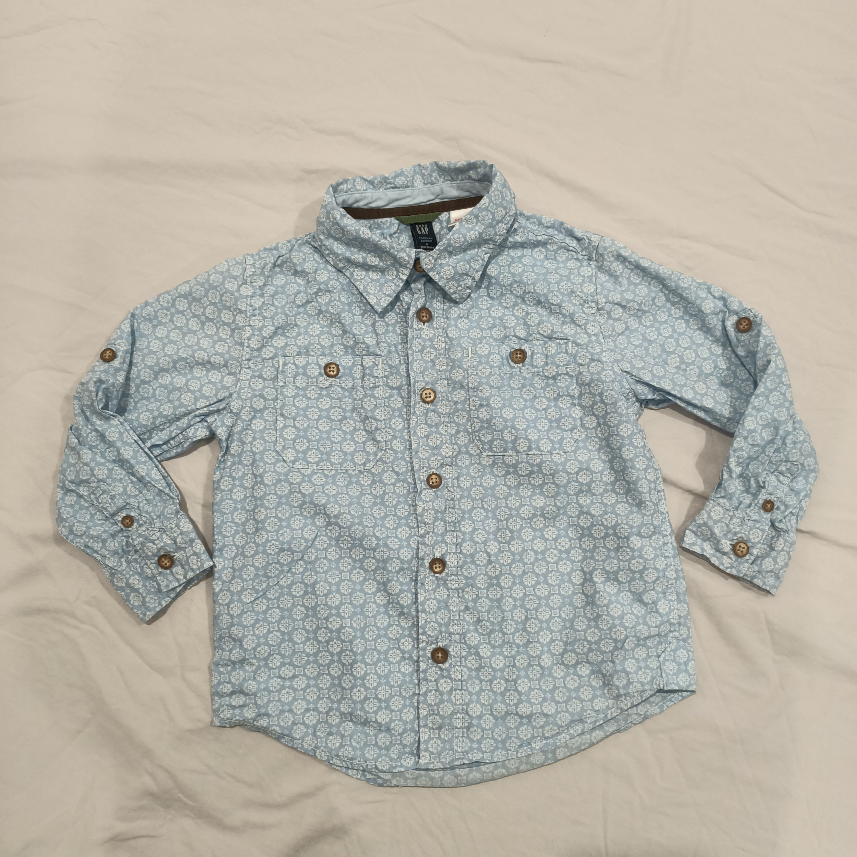 GAP shirt size 4 boys long sleeve