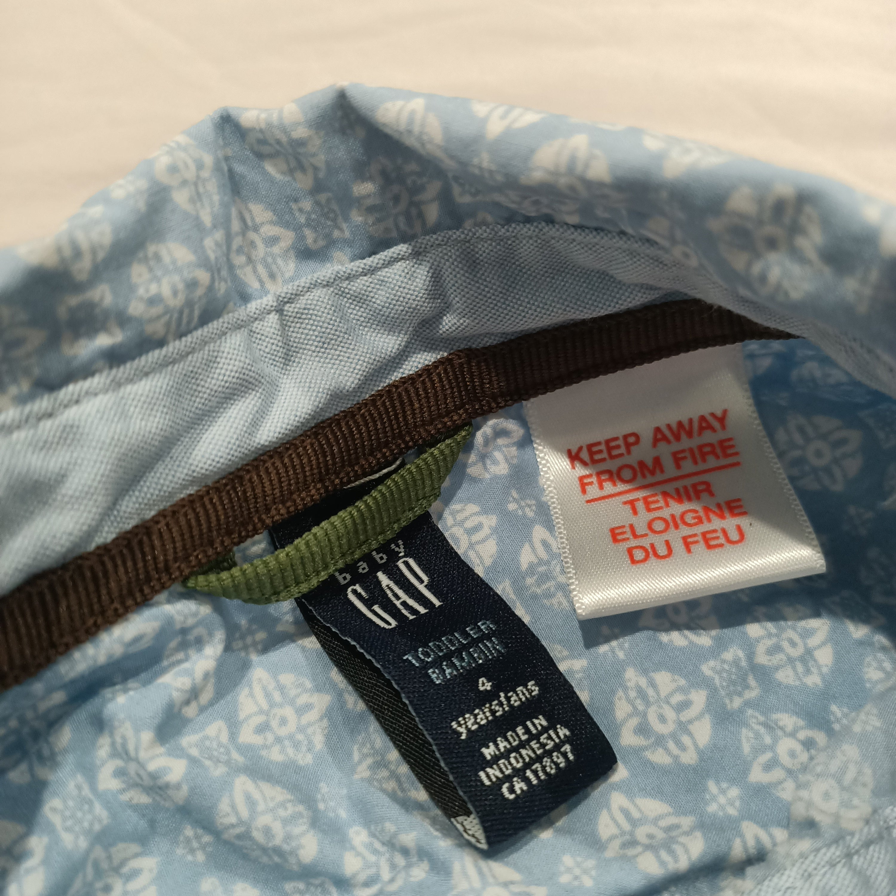 GAP shirt size 4 boys long sleeve