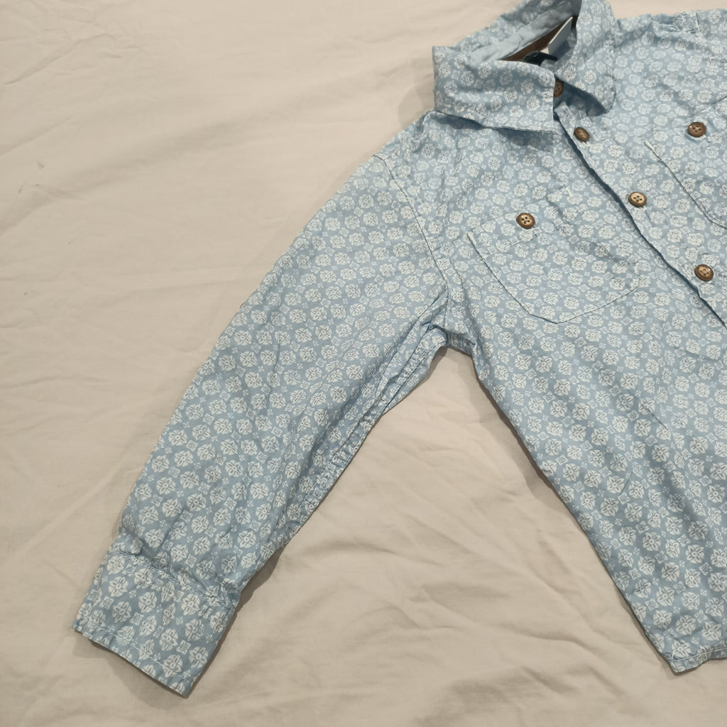 GAP shirt size 4 boys long sleeve
