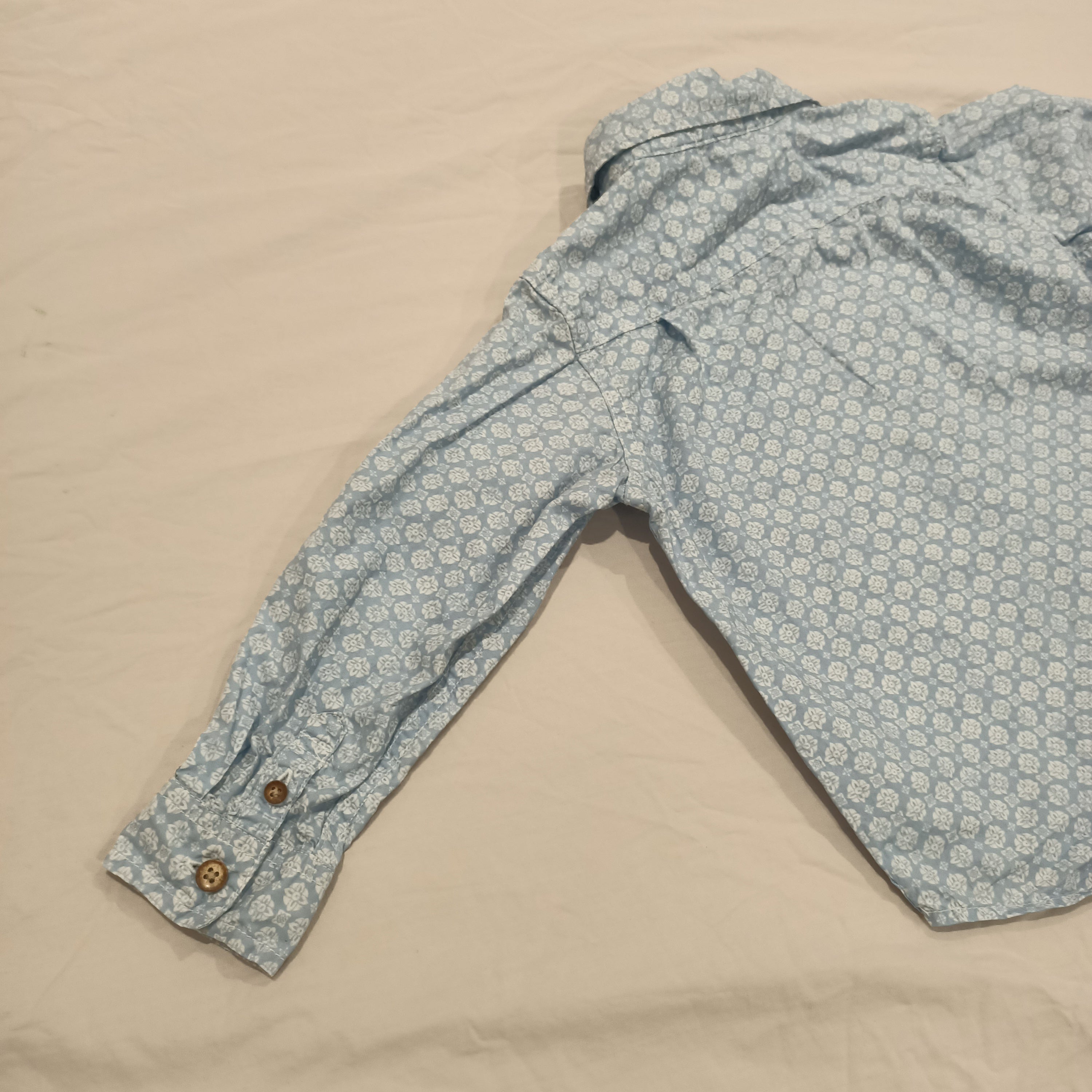 GAP shirt size 4 boys long sleeve