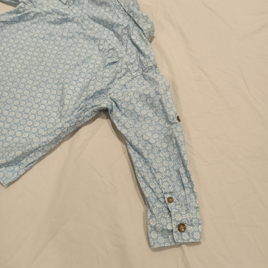 GAP shirt size 4 boys long sleeve