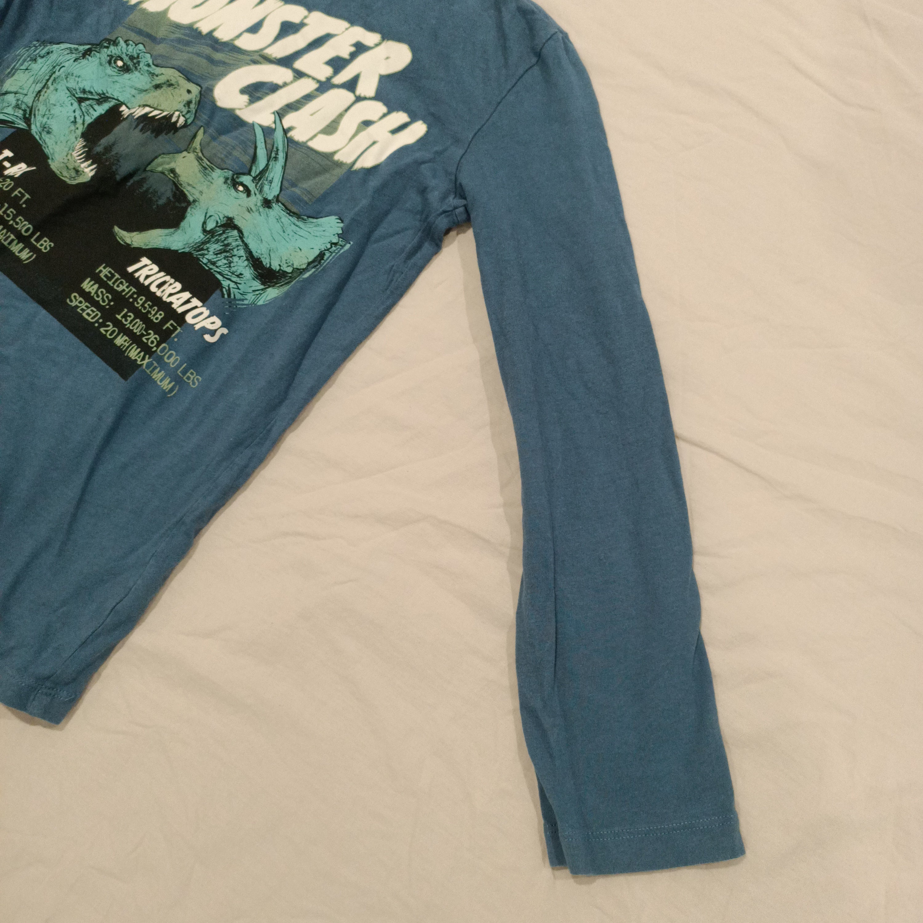 OSHKOSH top size 10y boys long sleeve MONSTER CLASH