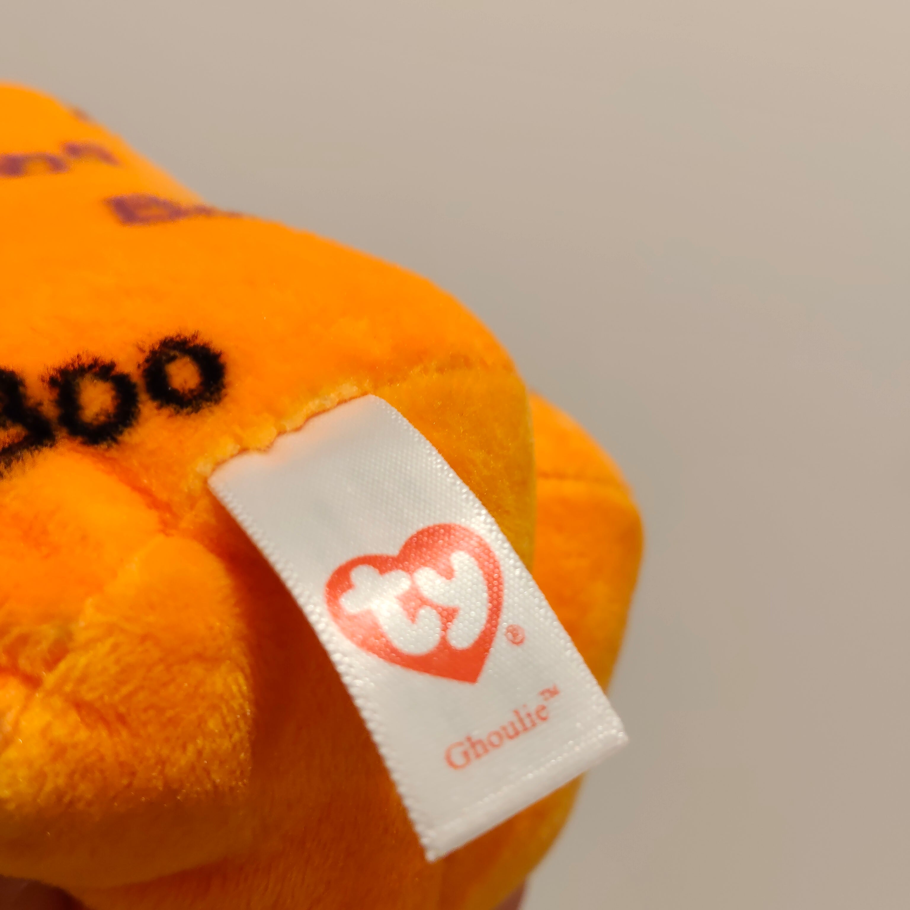 *NEW TY BEANIE BOOS Ghoulie ghosh plush toy BNWT