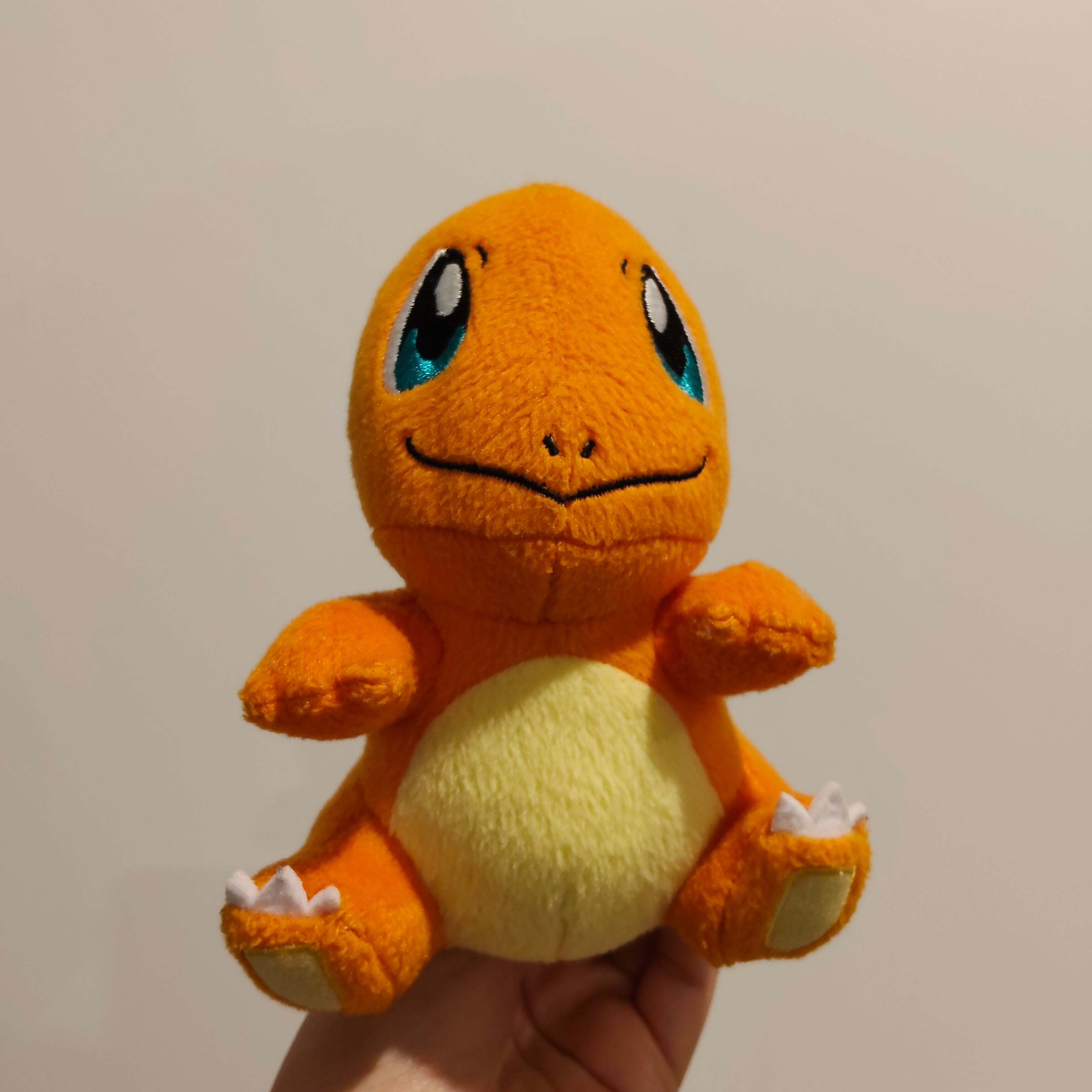 POKEMON Charmainder soft toy small
