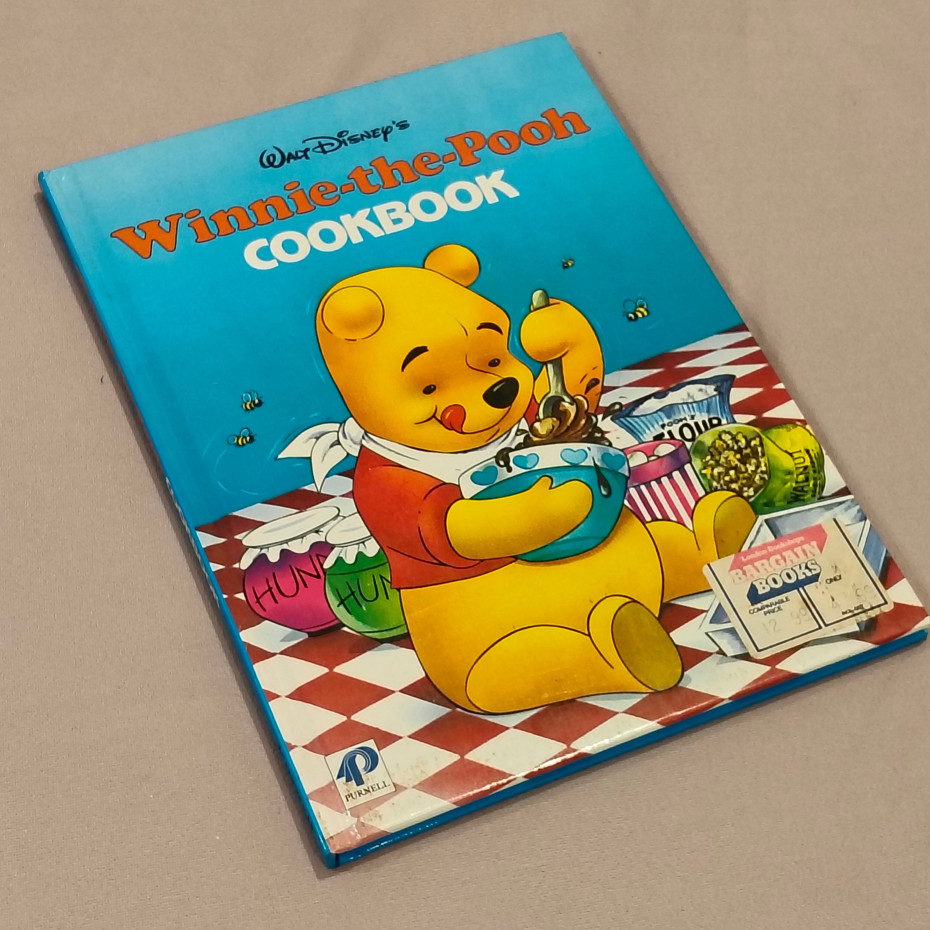 Vintage WINNIE THE POOH Cookbook