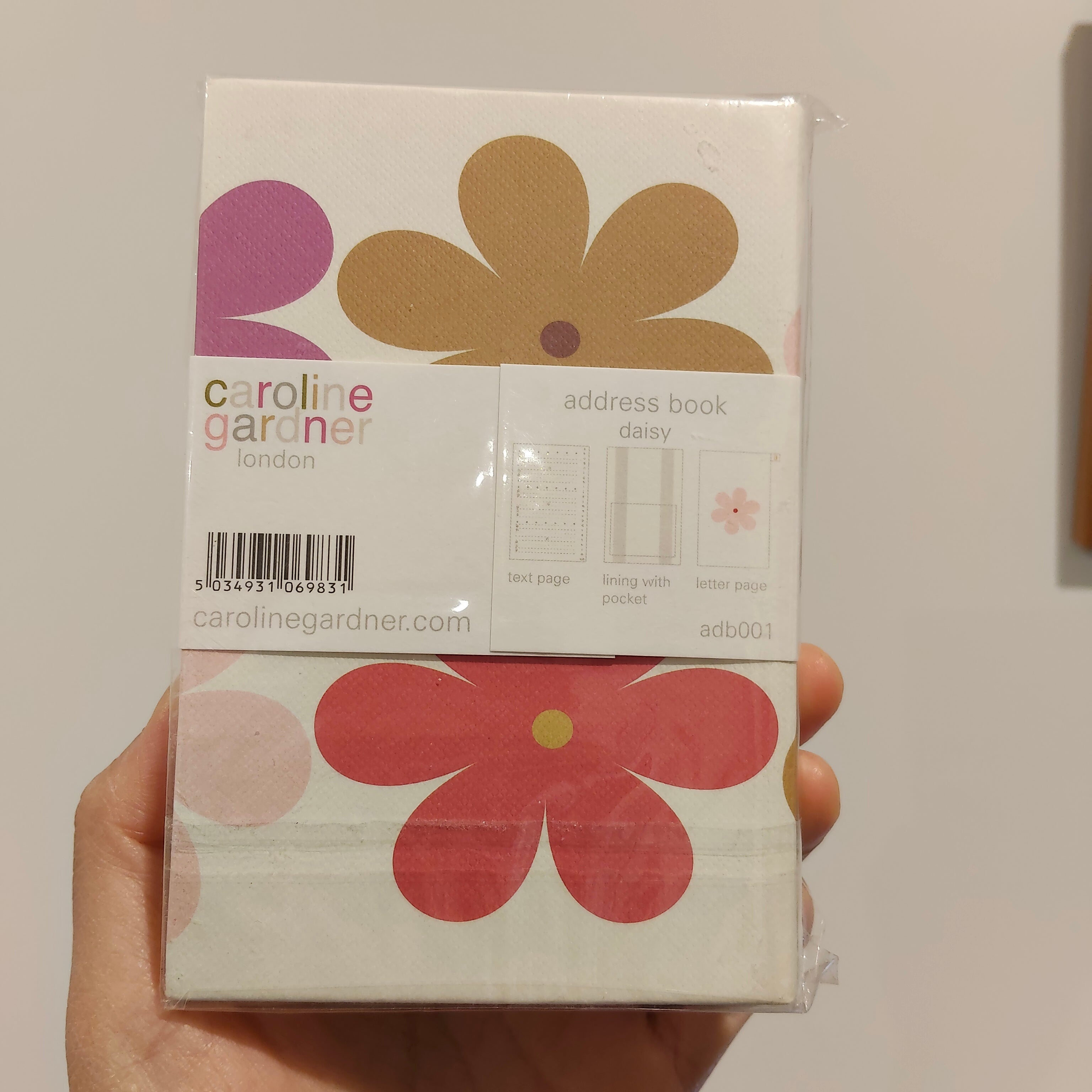 *NEW CAROLINE GARDNER Address Book