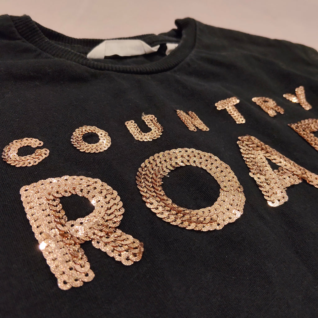COUNTRY ROAD top size 2 girls black short sleeve