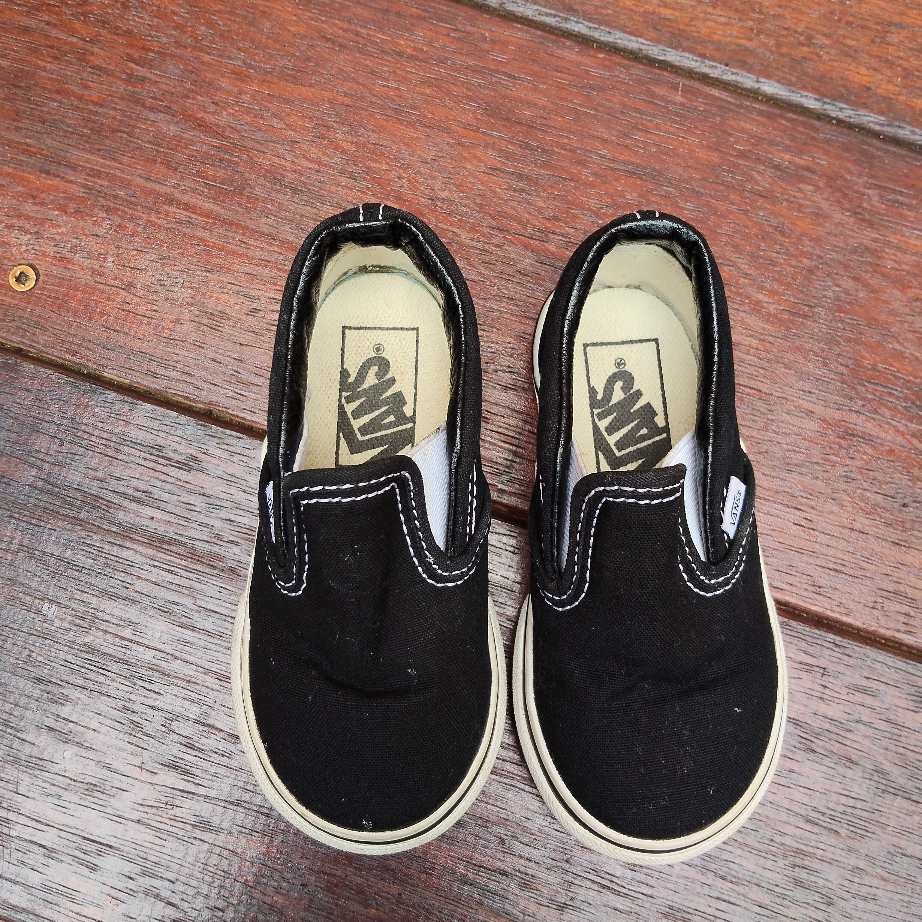 VANS Classic Ship-On toddler shoes size 6US 12cm black