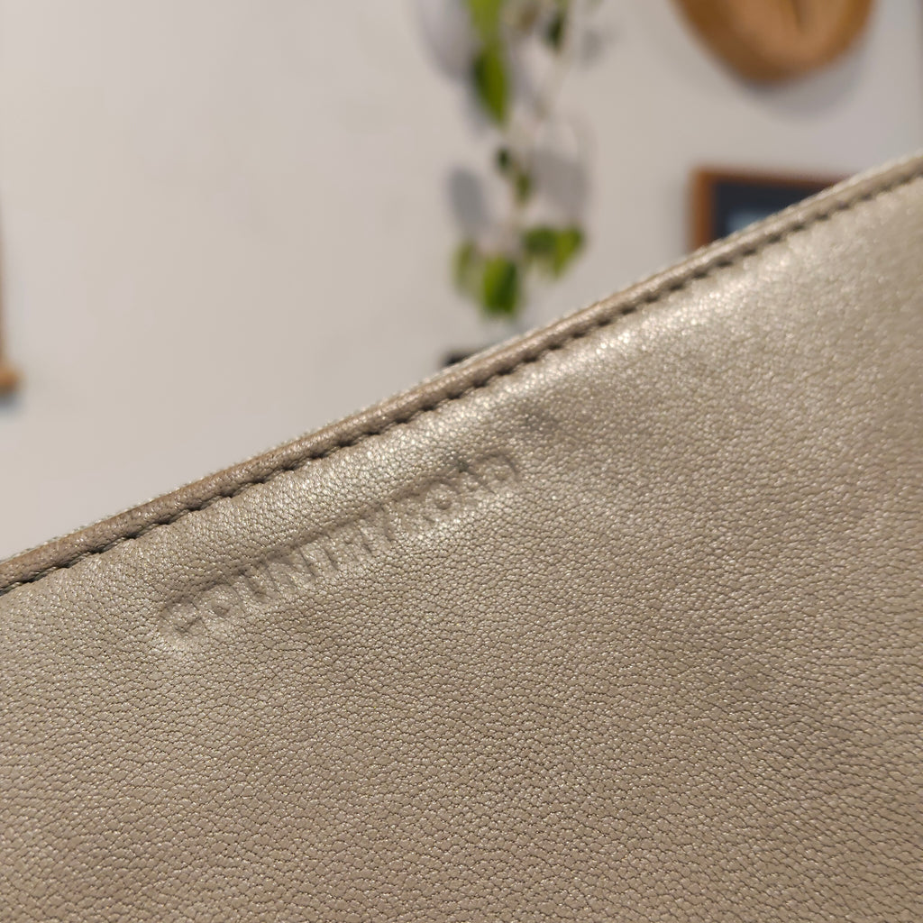 COUNTRY ROAD wallet