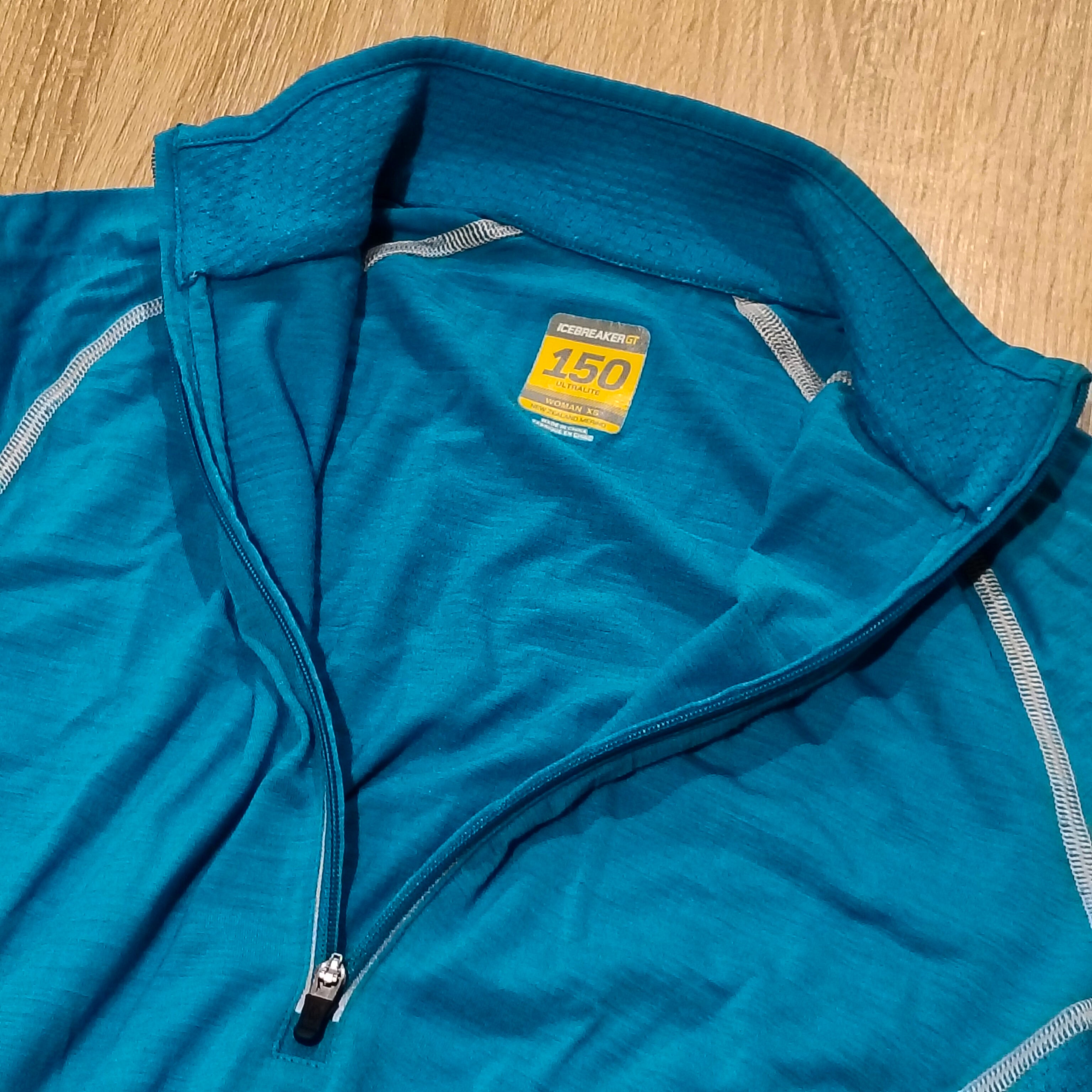 ICEBREAKER Merino top size XS Women short sleeve